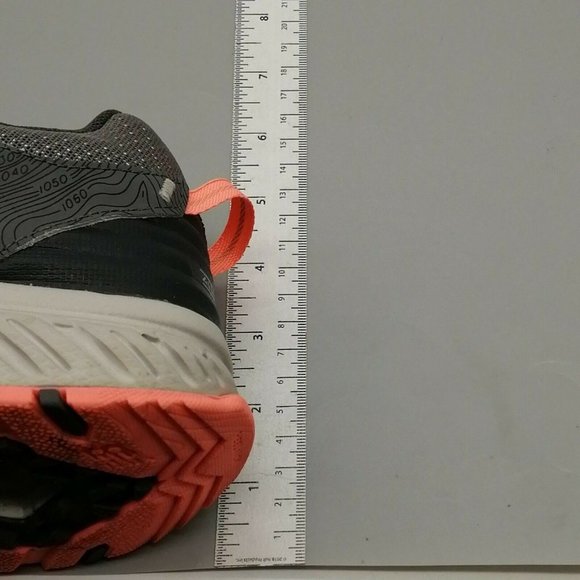 New Balance Womens All Terrain Lace Up Sneakers Cushioned Grey/Pink Sz 12 B - Picture 7 of 8